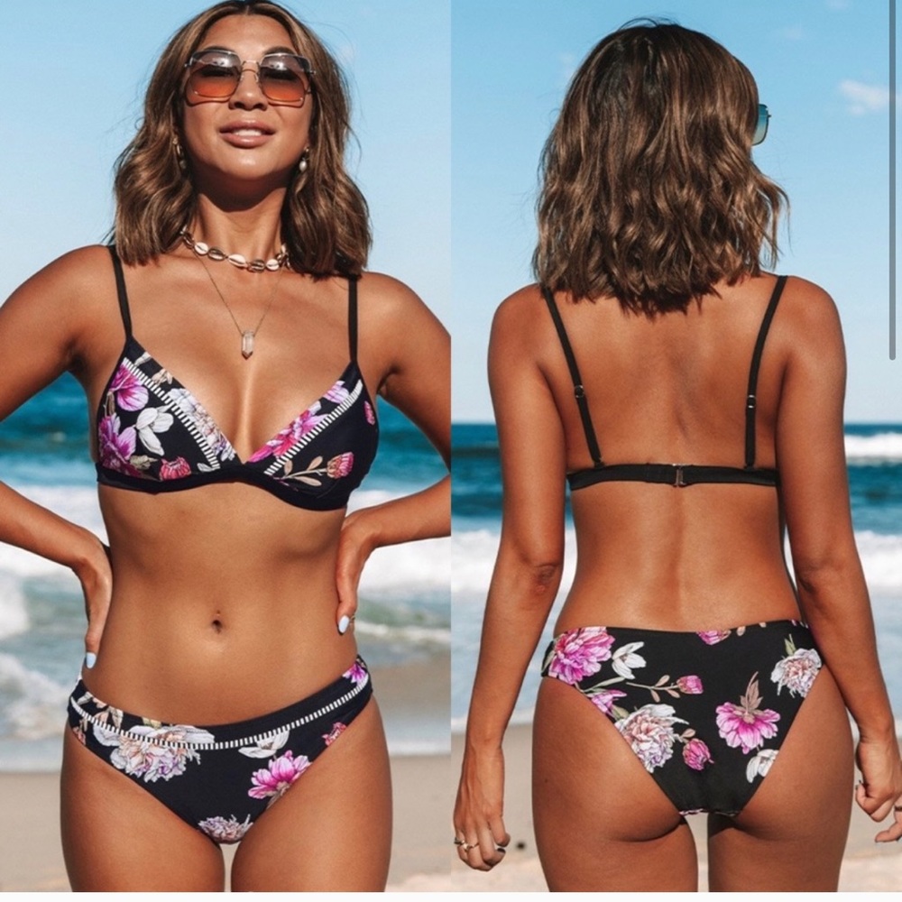 NWT Cupshe Size Medium Mercy Black Floral Triangle Low Waisted Bikini